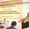 NSƯT Đào Quang, Chủ tịch Hội VHNT Nam Định phát biểu tham luận tại Hội thảo